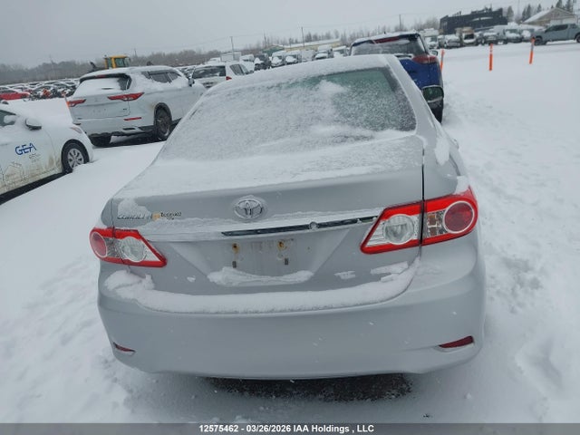 12575462 :رقم المزاد ، 2T1BU4EE8CC885888 vin ، 2012 Toyota Corolla مزاد بيع