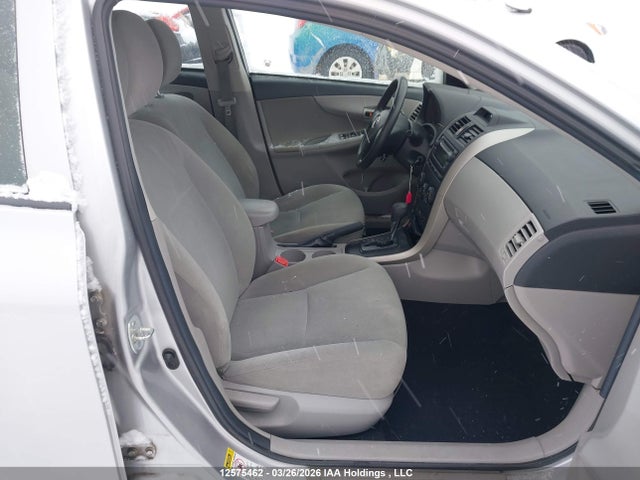 12575462 :رقم المزاد ، 2T1BU4EE8CC885888 vin ، 2012 Toyota Corolla مزاد بيع