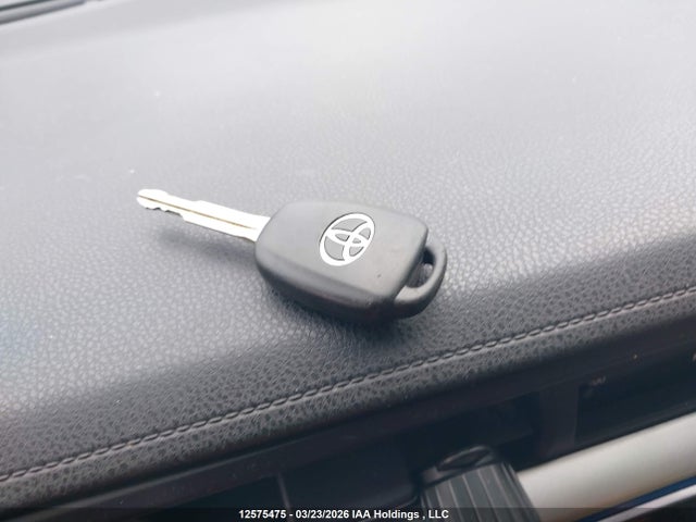 2016 Toyota Corolla Le მანქანა იყიდება აუქციონზე, vin: 2T1BURHEXGC574168, აუქციონის ნომერი: 12575475