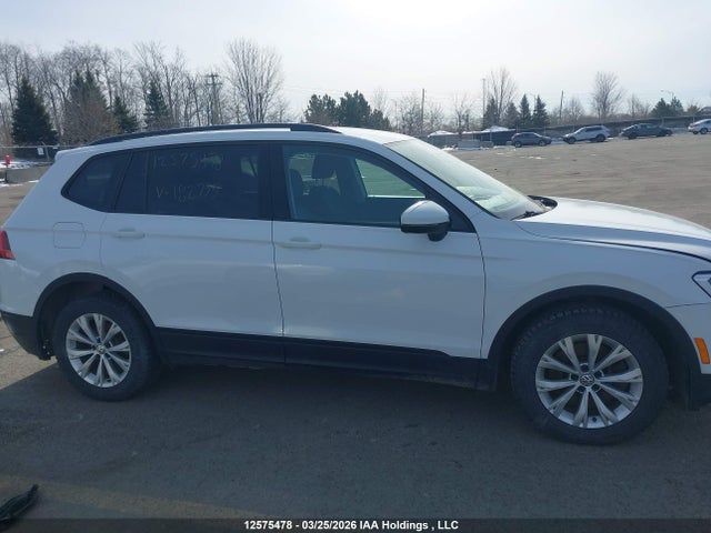 Продаж на аукціоні авто 2018 Volkswagen Tiguan, vin: 3VV0B7AX2JM182735, номер лоту: 12575478