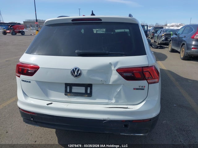 Продаж на аукціоні авто 2018 Volkswagen Tiguan, vin: 3VV0B7AX2JM182735, номер лоту: 12575478