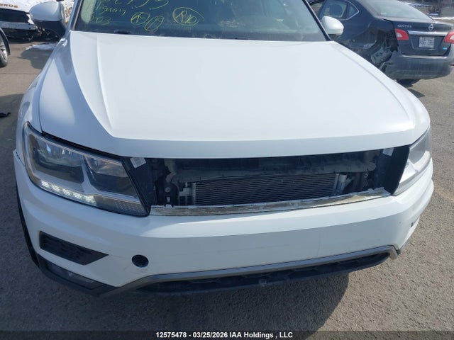 Продаж на аукціоні авто 2018 Volkswagen Tiguan, vin: 3VV0B7AX2JM182735, номер лоту: 12575478
