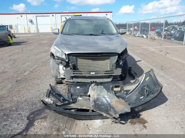 5XYPG4A39JG427845 KIA Sorento 2.4l Lx