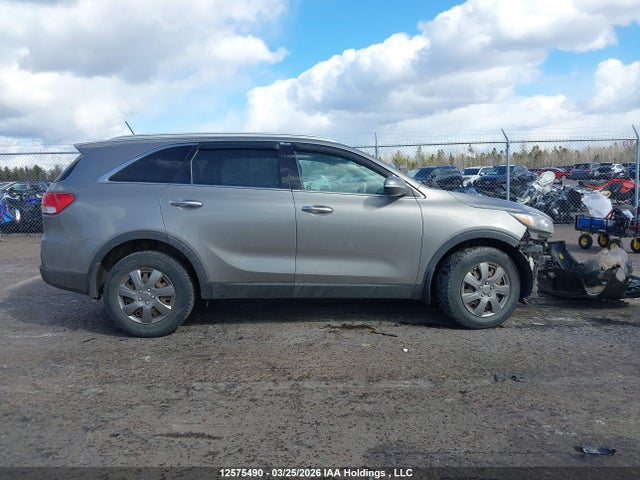 5XYPG4A39JG427845 KIA Sorento 2.4l Lx