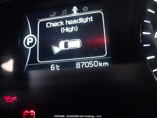 5XYPG4A39JG427845 KIA Sorento 2.4l Lx