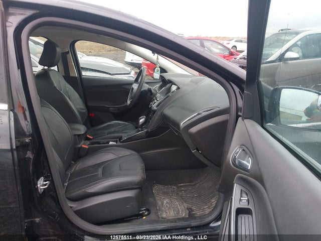 1FADP3J23GL312603 Ford Focus Titanium
