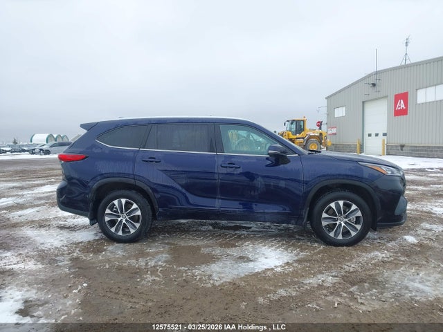 5TDGZRBH1MS554906 Toyota Highlander Xle