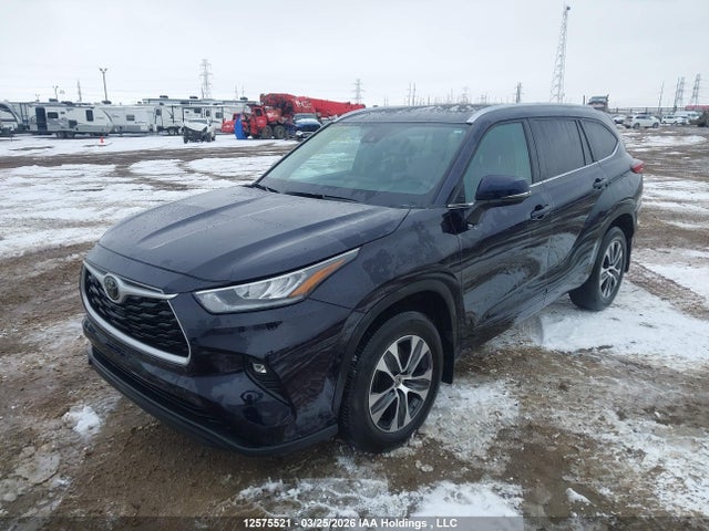 5TDGZRBH1MS554906 Toyota Highlander Xle