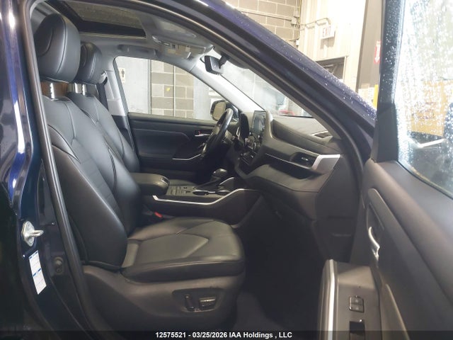 5TDGZRBH1MS554906 Toyota Highlander Xle