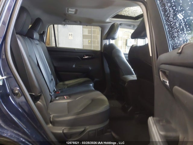5TDGZRBH1MS554906 Toyota Highlander Xle