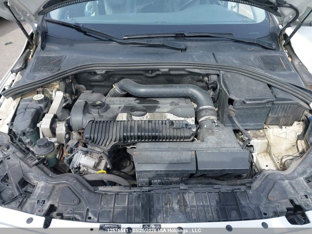 YV4612HL8F1001026 Volvo V60 Cross Country Premier+