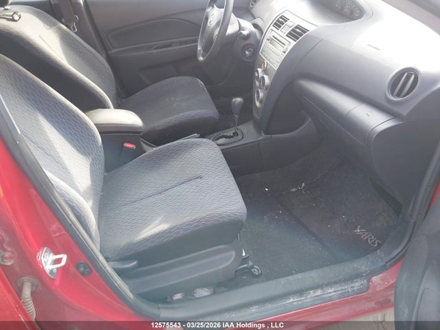 12575543 :رقم المزاد ، JTDBT9K32A1374780 vin ، 2010 Toyota Yaris مزاد بيع
