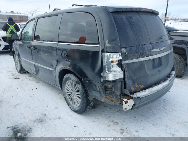 2015 Chrysler Town & Country Touring მანქანა იყიდება აუქციონზე, vin: 2C4RC1CG0FR721043, აუქციონის ნომერი: 12549972