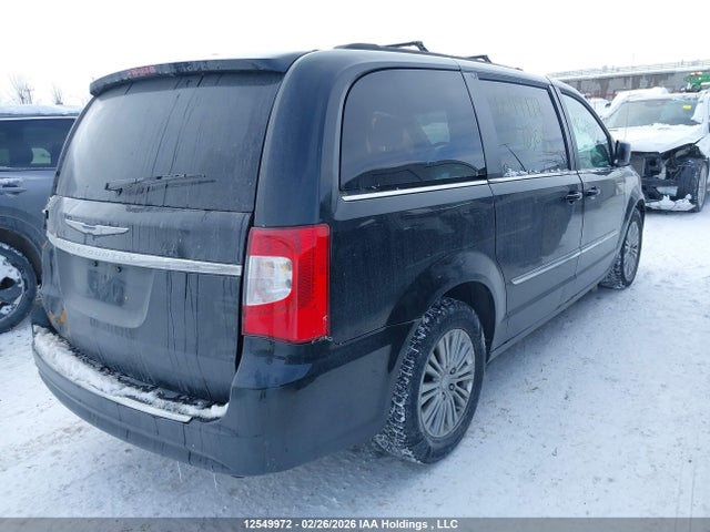 2015 Chrysler Town & Country Touring მანქანა იყიდება აუქციონზე, vin: 2C4RC1CG0FR721043, აუქციონის ნომერი: 12549972