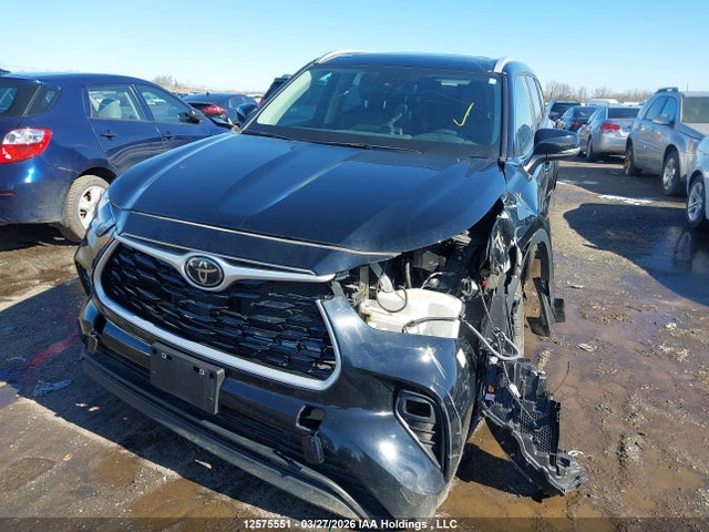 12575551 :رقم المزاد ، 5TDKDRBH2PS526481 vin ، 2023 Toyota Highlander Xle مزاد بيع