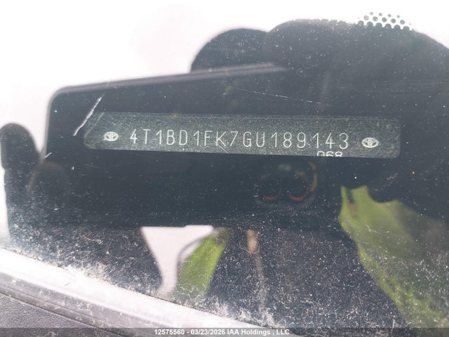 12575560 :رقم المزاد ، 4T1BD1FK7GU189143 vin ، 2016 Toyota Camry Hybrid Le مزاد بيع