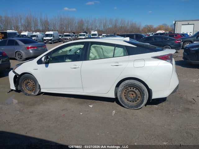 2018 Toyota Prius მანქანა იყიდება აუქციონზე, vin: JTDKBRFU7J3066014, აუქციონის ნომერი: 12575602