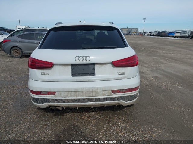 WA1GCCFS4HR008801 Audi Q3 Prestige