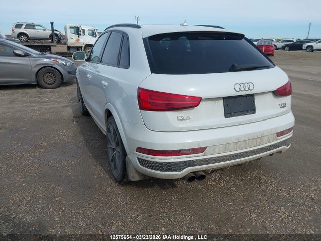 WA1GCCFS4HR008801 Audi Q3 Prestige
