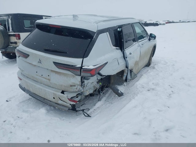 JA4J4VA8XSZ614489 Mitsubishi Outlander