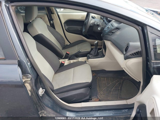 2011 Ford Fiesta S მანქანა იყიდება აუქციონზე, vin: 3FADP4AJXBM158427, აუქციონის ნომერი: 12569063