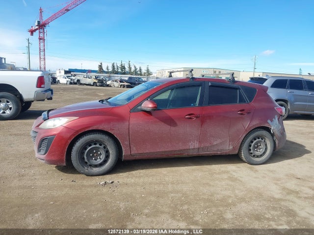 12572139 :رقم المزاد ، JM1BL1KF1B1469182 vin ، 2011 Mazda Mazda3 Gx مزاد بيع
