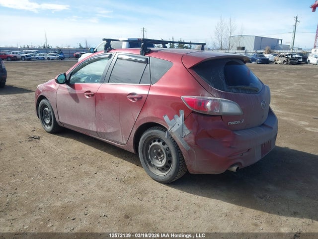 12572139 :رقم المزاد ، JM1BL1KF1B1469182 vin ، 2011 Mazda Mazda3 Gx مزاد بيع