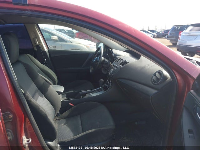 12572139 :رقم المزاد ، JM1BL1KF1B1469182 vin ، 2011 Mazda Mazda3 Gx مزاد بيع