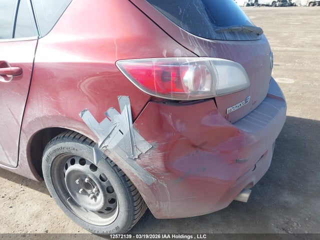 12572139 :رقم المزاد ، JM1BL1KF1B1469182 vin ، 2011 Mazda Mazda3 Gx مزاد بيع