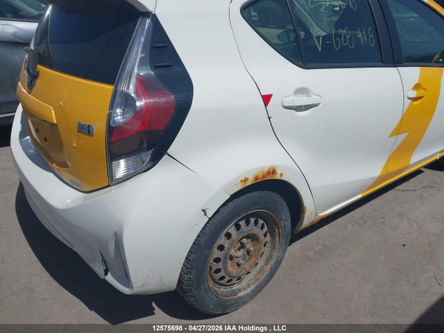JTDKDTB32K1628418 Toyota Prius C Upgrade