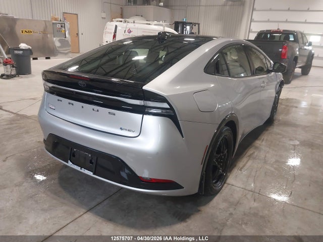 JTDACACU6S3049995 Toyota Prius Plug-in Hybrid Xse/xse Premium