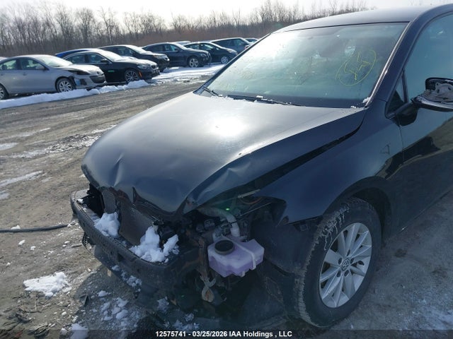 3VW217AU8FM057565 Volkswagen Golf