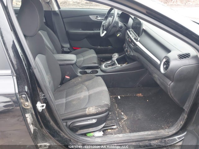 3KPF24AD5NE453218 KIA FORTE LX