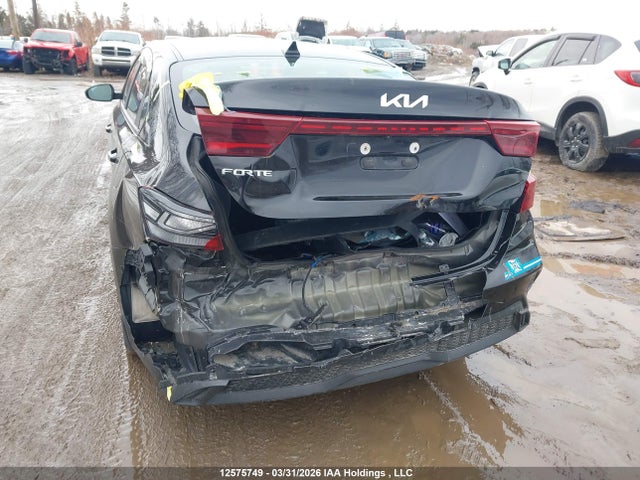 3KPF24AD5NE453218 KIA FORTE LX