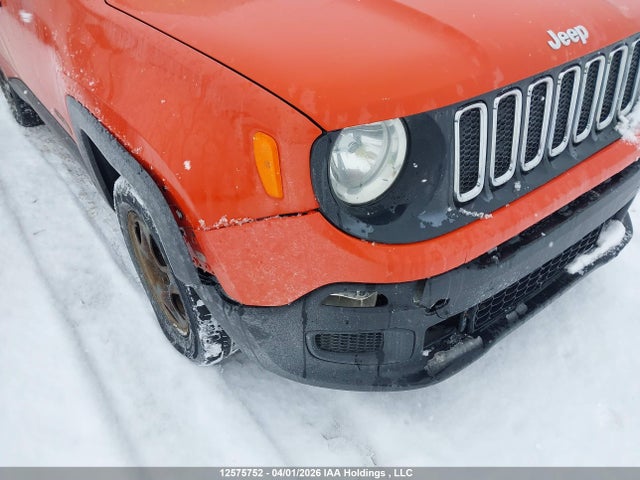 12575752 :رقم المزاد ، ZACCJBAT5GPC47842 vin ، 2016 Jeep Renegade Sport مزاد بيع