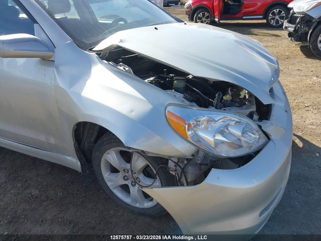2004 Toyota Matrix Xr მანქანა იყიდება აუქციონზე, vin: 2T1LR32E84C829889, აუქციონის ნომერი: 12575757