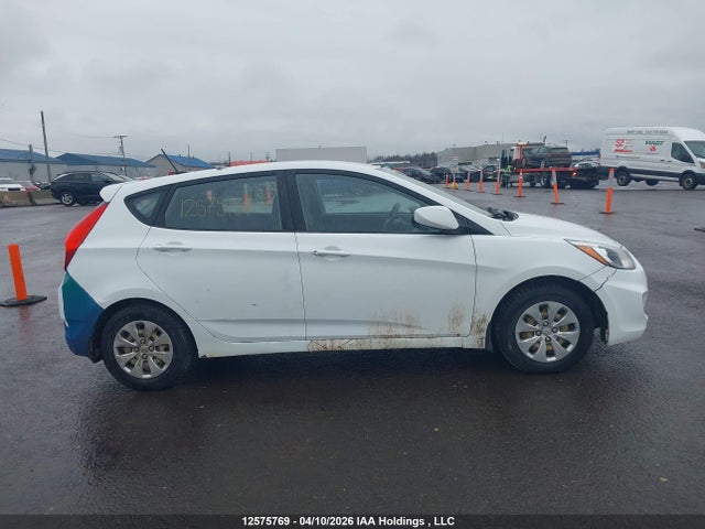 KMHCT5AE0HU339210 Hyundai ACCENT SE