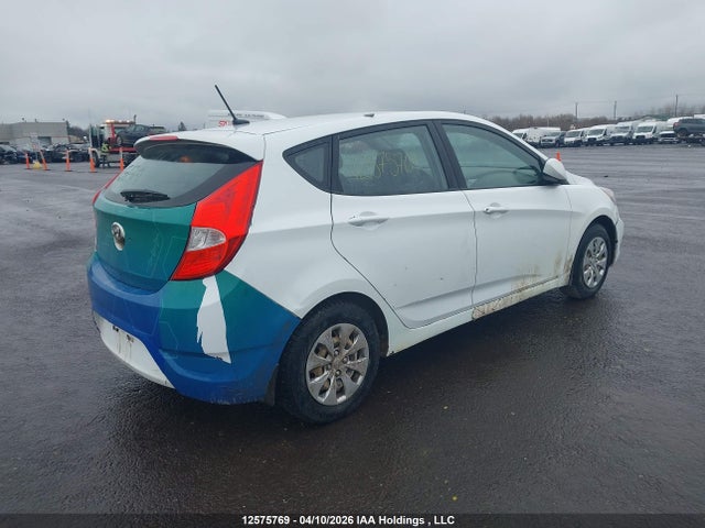 KMHCT5AE0HU339210 Hyundai ACCENT SE
