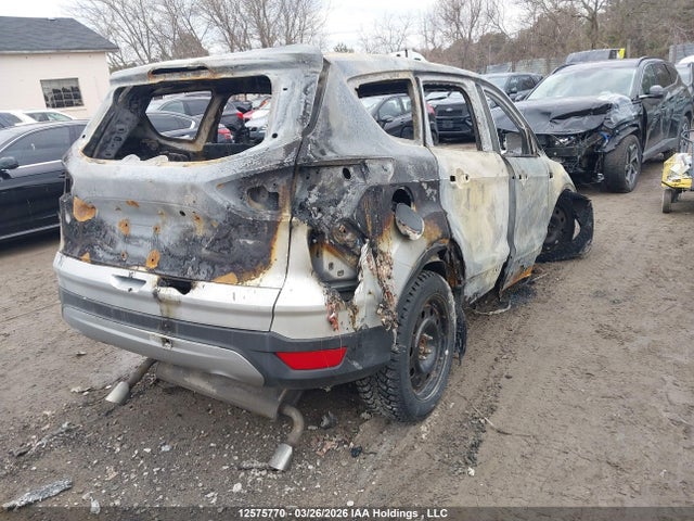 1FMCU9GXXEUA08028 Ford Escape