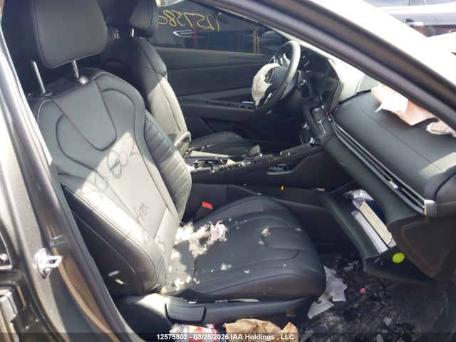 KMHLN4DG5SU075913 Hyundai Elantra Luxury