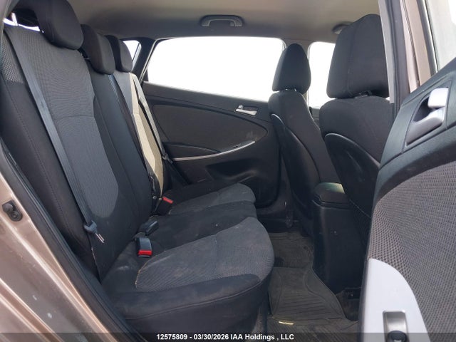 2013 Hyundai Accent Gl მანქანა იყიდება აუქციონზე, vin: KMHCT5AE5DU095676, აუქციონის ნომერი: 12575809