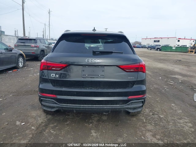 WA1DECF31S1026443 Audi Q3