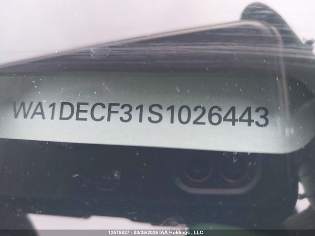 WA1DECF31S1026443 Audi Q3