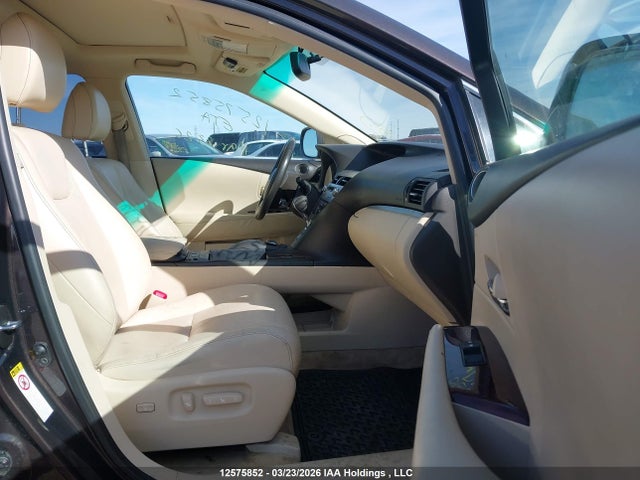 12575852 :رقم المزاد ، JTJBC1BA9D2051130 vin ، 2013 Lexus Rx 450h مزاد بيع