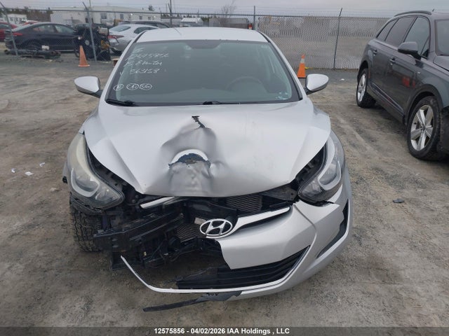 5NPDH4AEXFH563158 Hyundai ELANTRA GL