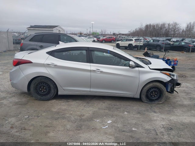 5NPDH4AEXFH563158 Hyundai ELANTRA GL