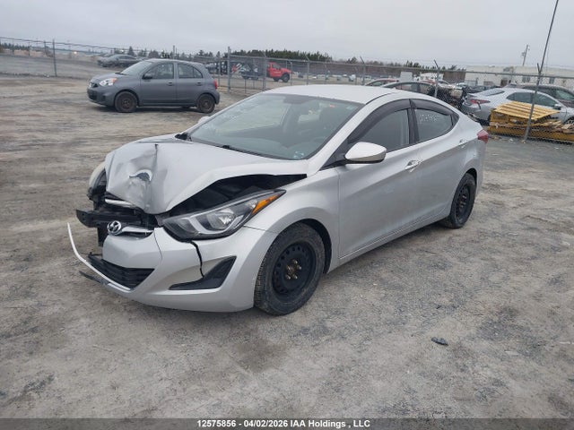 5NPDH4AEXFH563158 Hyundai ELANTRA GL