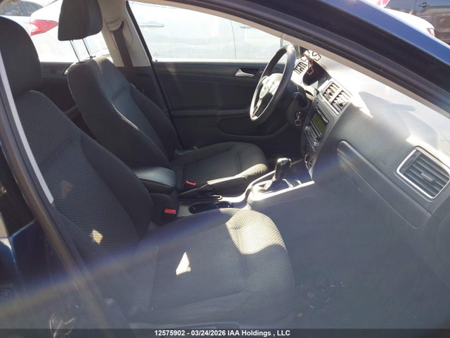 12575902 :رقم المزاد ، 3VW2K7AJXDM444747 vin ، 2013 Volkswagen Jetta 2.0l Trendline/2.0l Trendline+ مزاد بيع