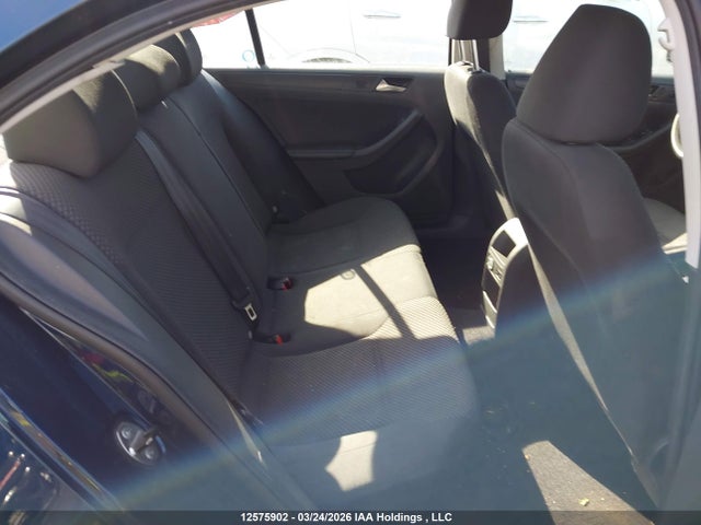 12575902 :رقم المزاد ، 3VW2K7AJXDM444747 vin ، 2013 Volkswagen Jetta 2.0l Trendline/2.0l Trendline+ مزاد بيع