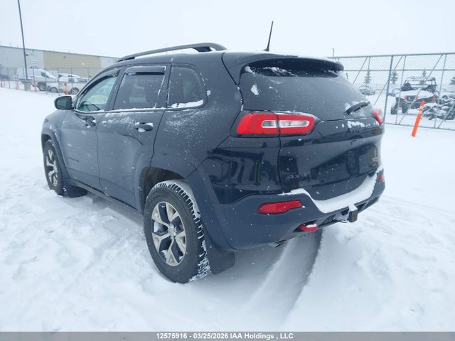 Продажа на аукционе авто 2016 Jeep Cherokee Trailhawk, vin: 1C4PJMBS5GW224809, номер лота: 12575916